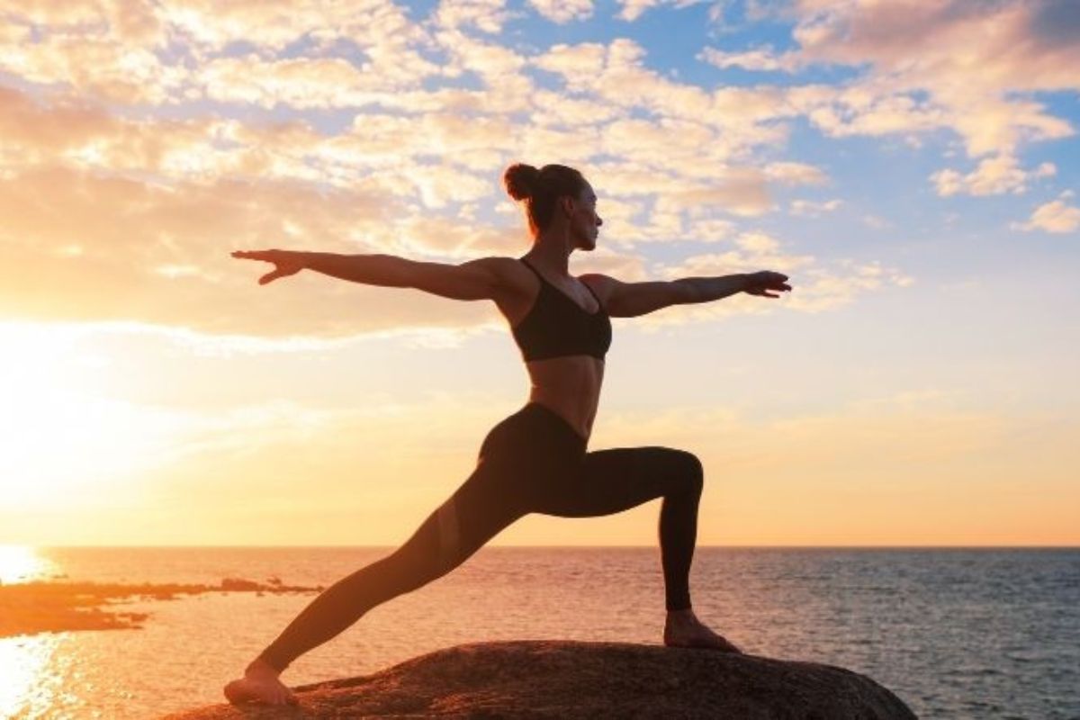 Yoga sẽ giúp Thiên Bình lấy lại cân bằng